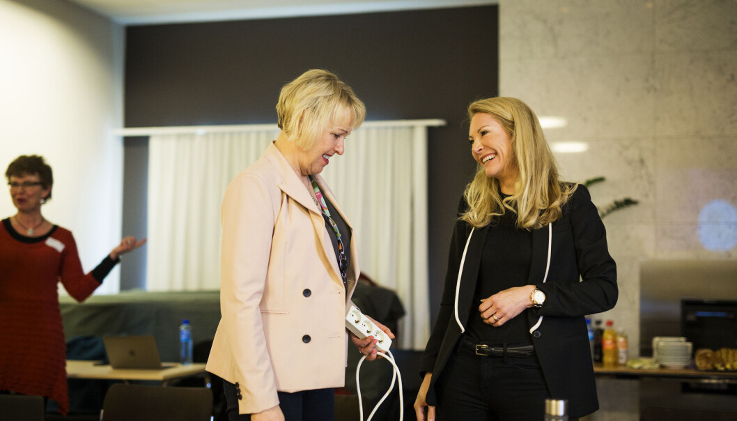 Distriktsdirektør i NRK, Grethe Gynnild Johnsen, og leder i Kringkastingsrådet, Julie Brodtkorb. Foto: Kristine Lindebø Distriktsdirektør i NRK, Grethe Gynnild Johnsen, og leder i Kringkastingsrådet, Julie Brodtkorb. Foto: Kristine Lindebø