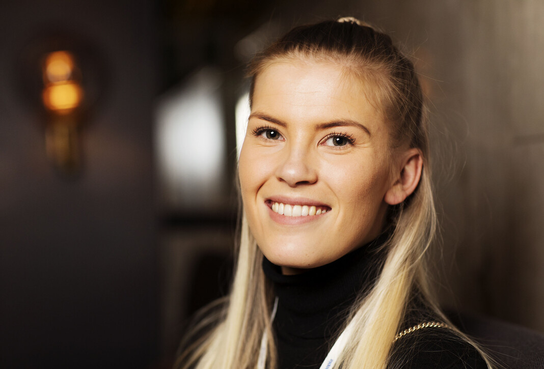 – Jeg har tro på å ufarliggjøre oss selv og ikke skape et stort skille mellom oss og leseren, sier Line Pevik i Adresseavisen. – Jeg har tro på å ufarliggjøre oss selv og ikke skape et stort skille mellom oss og leseren, sier Line Pevik i Adresseavisen.
