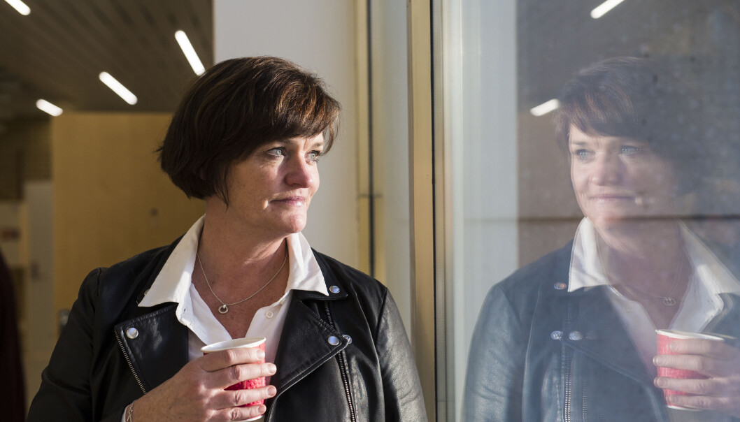 Mette Yvonne Larsen vet hun ikke vil få svar, men stevner likevel journalisten inn som vitne. Foto: Kristine Lindebø Mette Yvonne Larsen vet hun ikke vil få svar, men stevner likevel journalisten inn som vitne. Foto: Kristine Lindebø