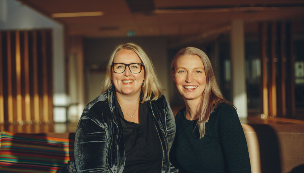 Synnøve Åsebø og Mona Grivi Normann mener tålmodighet og samarbeid er nøkkelen til å få i land en god gravesak. Foto: Marte Vike Arnesen Synnøve Åsebø og Mona Grivi Normann mener tålmodighet og samarbeid er nøkkelen til å få i land en god gravesak. Foto: Marte Vike Arnesen