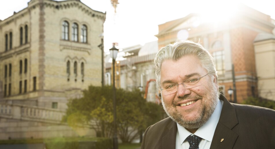 Dersom NRK ikke effektiviserer slik budsjettforliket legger opp til, vil det få konsekvenser for lisensen melder FRP