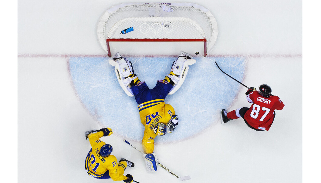Sidney Crosbys scoring under finalen i ishockey mellon Sverige og Canada i OL i Sochi i 2014. Foto: Joel Marklund / BILDBYRÅN Sidney Crosbys scoring under finalen i ishockey mellon Sverige og Canada i OL i Sochi i 2014. Foto: Joel Marklund / BILDBYRÅN
