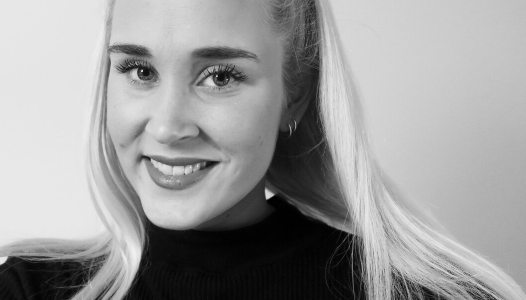 Caroline Ørvik tror hun får mer nytte av utdanningen i samfunnsøkonomi enn journalistikkstudiet. Foto: Privat Caroline Ørvik tror hun får mer nytte av utdanningen i samfunnsøkonomi enn journalistikkstudiet. Foto: Privat