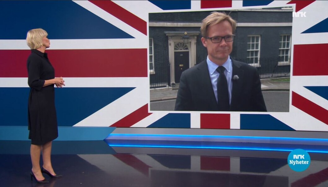 Skjermdump fra gårsdagens Dagsrevyen der Espen Aas var med direkte fra London. Skjermdump fra gårsdagens Dagsrevyen der Espen Aas var med direkte fra London.