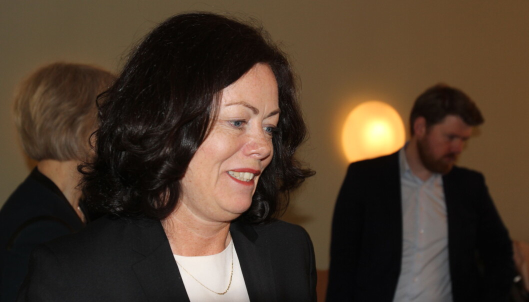 Barne- og likestillingsminister Solveig Horne på møtet med barnevern og presse. Foto: Angelica Hagen Barne- og likestillingsminister Solveig Horne på møtet med barnevern og presse. Foto: Angelica Hagen