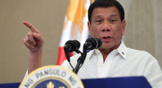 Rodrigo Duterte kaller journalister «skamløse horesønner» Rodrigo Duterte kaller journalister «skamløse horesønner»