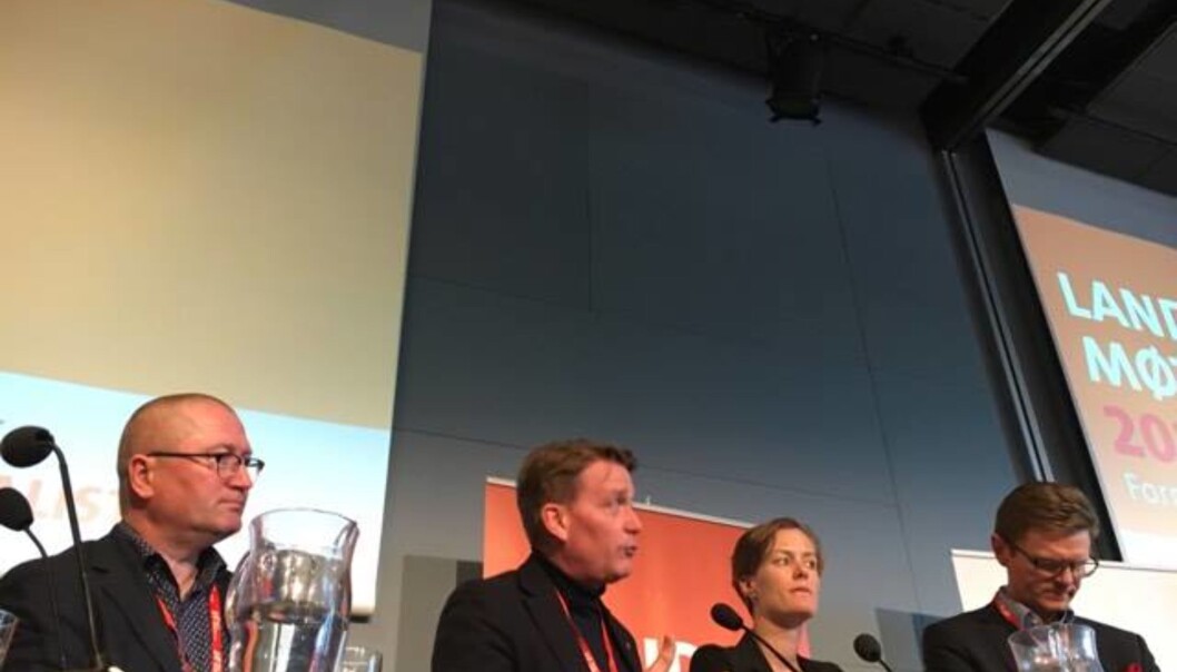 Fra venstre Jørgen Bekkevold (KrF), Kårstein Eidem Løvaas (H), Annette Trettebergstuen (Ap) og Terje Breivik (Venstre). Foto: Martin Huseby Jensen Fra venstre Jørgen Bekkevold (KrF), Kårstein Eidem Løvaas (H), Annette Trettebergstuen (Ap) og Terje Breivik (Venstre). Foto: Martin Huseby Jensen