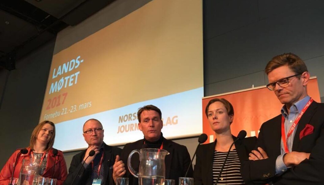 Hege Iren Frantzen (fra venstre) Geir Jørgen Bekkevold, Kårstein Eidem Løvaas, Anette Trettebergstuen og Terje Breivik under debatt på NJs landsmøte. Foto: Martin Huseby Jensen Hege Iren Frantzen (fra venstre) Geir Jørgen Bekkevold, Kårstein Eidem Løvaas, Anette Trettebergstuen og Terje Breivik under debatt på NJs landsmøte. Foto: Martin Huseby Jensen