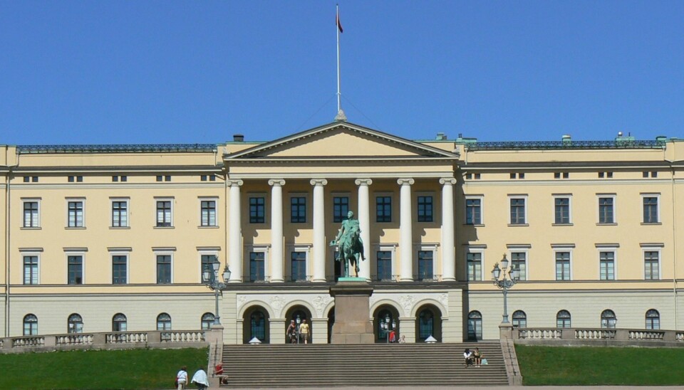 Illustrasjonsfoto av Det kongelige slott i Oslo.
