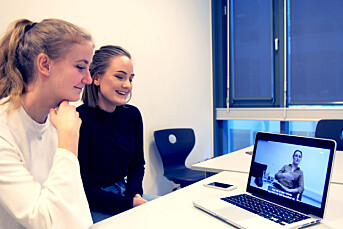 Mari (19) og Marie (18) synes det er dumt at NRK «Innafor» får kritikk