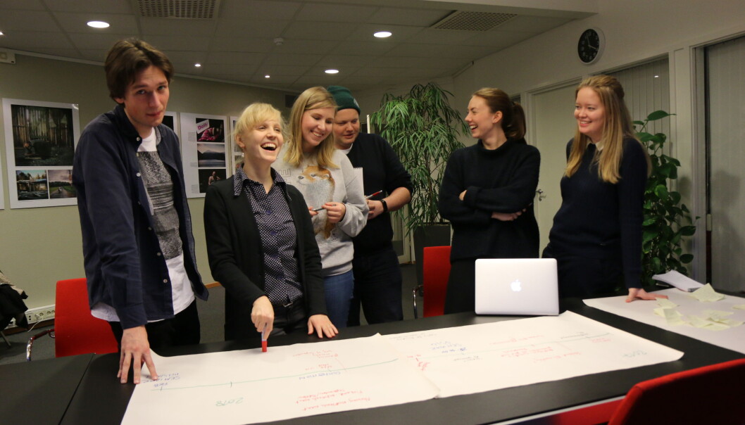 Disse står bak seminaret: Johannes Skov (fra venstre), Anna Takala, Oona Lohilahti, Hans Andreas Solbakken, Trude Furuly og Sandra Rönnsved. Foto: Amanda Åsberg. Disse står bak seminaret: Johannes Skov (fra venstre), Anna Takala, Oona Lohilahti, Hans Andreas Solbakken, Trude Furuly og Sandra Rönnsved. Foto: Amanda Åsberg.