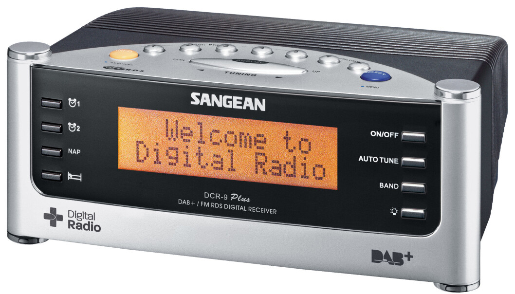 Slike DAB-radioer erstatter FM-radioer, som kan bli sendt fra Norge til Afrika. Slike DAB-radioer erstatter FM-radioer, som kan bli sendt fra Norge til Afrika.