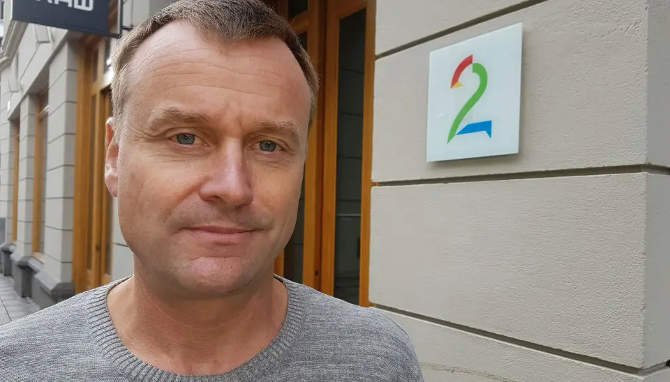 Stein Akre, nestleder i redaksjonsklubben Klubb 2, frykter for den grundige journalistikkens framtid i TV 2. Foto: Bjørn Åge Mossin Stein Akre, nestleder i redaksjonsklubben Klubb 2, frykter for den grundige journalistikkens framtid i TV 2. Foto: Bjørn Åge Mossin