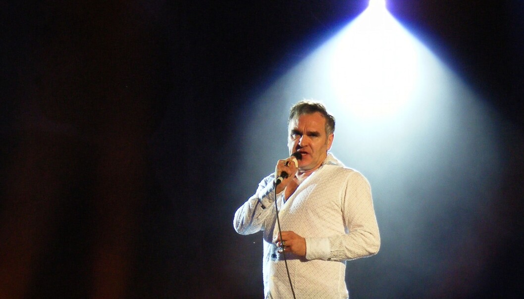 Morrissey under en konsert i 2011. Foto: Man Alive!/Flickr.com under CC BY 2.0-lisens Morrissey under en konsert i 2011. Foto: Man Alive!/Flickr.com under CC BY 2.0-lisens