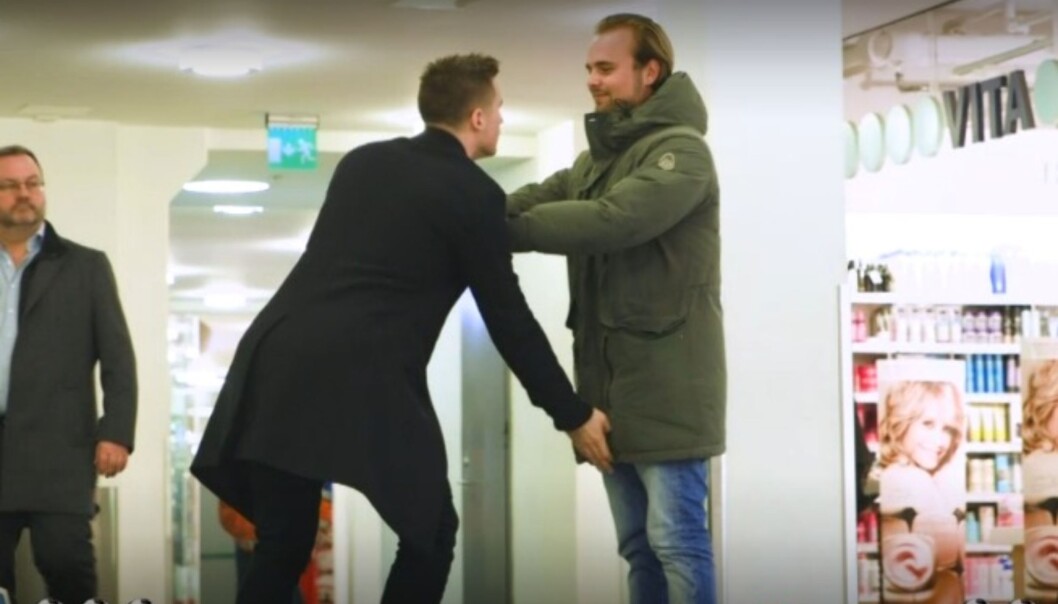 Are Saastad i Reform reagerer på dette innslaget på TV 2. Foto: Faksimile TV 2 Are Saastad i Reform reagerer på dette innslaget på TV 2. Foto: Faksimile TV 2