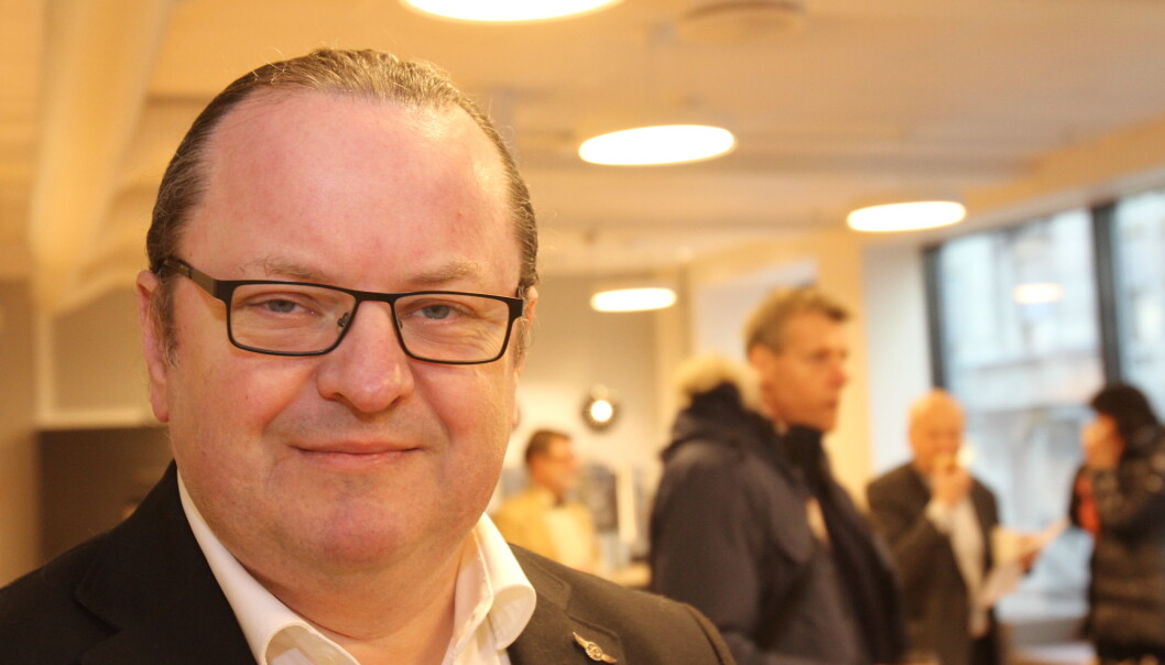 Lørdag som avisdag kommer til å gå tapt, derfor mener Arne H. Krumsvik det er fornuftig å flytte helgeavisen til fredag. Foto: Martin Huseby Jensen Lørdag som avisdag kommer til å gå tapt, derfor mener Arne H. Krumsvik det er fornuftig å flytte helgeavisen til fredag. Foto: Martin Huseby Jensen