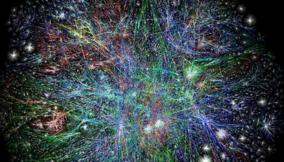 Internettet - visualisert gjennom millioner av noder. Foto:Foto: Mike Lee Creatiive Commons