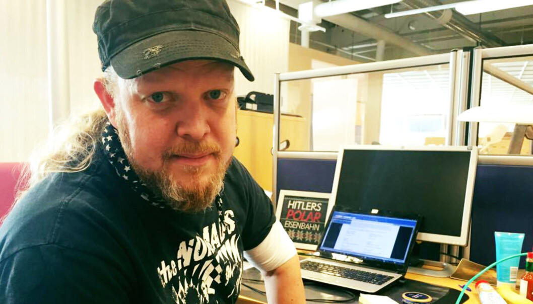 Egon Holstad har sammen med de ansatte i iTromsø og tidligere platesjappe-kollega Helge Skog lansert musikkseksjon. Foto: privat Egon Holstad har sammen med de ansatte i iTromsø og tidligere platesjappe-kollega Helge Skog lansert musikkseksjon. Foto: privat