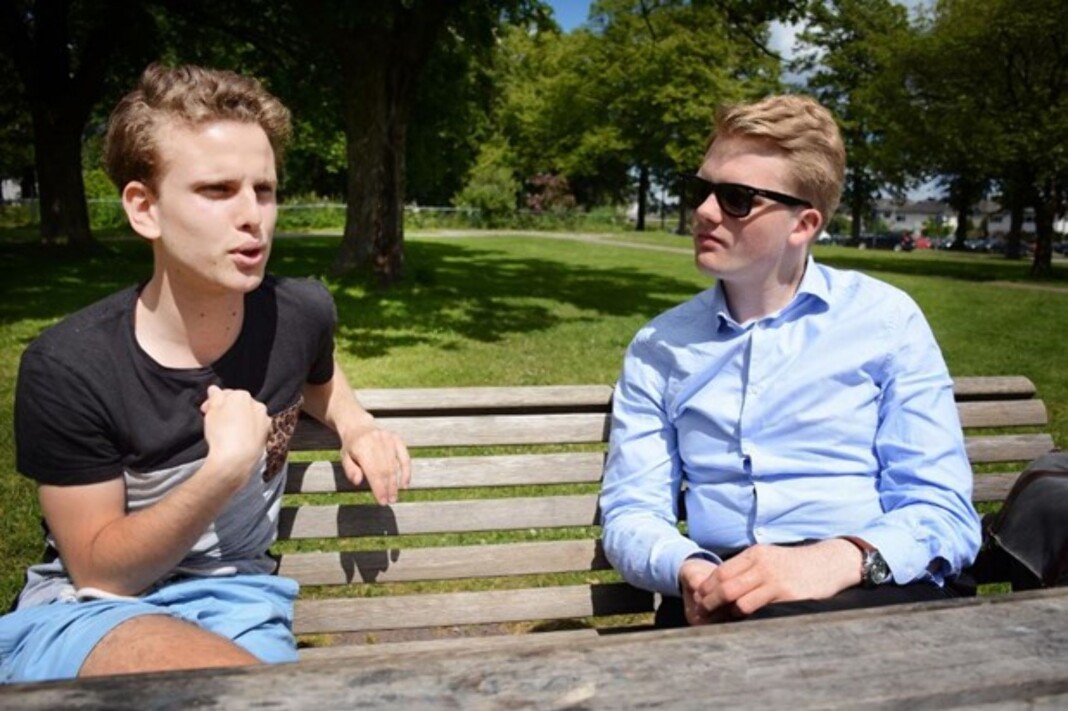 Journalist Jakob Semb Aasmundsen (t.v.)og fotograf Bjørnar Konglevoll Bekkevard i Tønsbergs Blad. Foto: Erik Wold Aunemo, Tønsbergs Blad Journalist Jakob Semb Aasmundsen (t.v.)og fotograf Bjørnar Konglevoll Bekkevard i Tønsbergs Blad. Foto: Erik Wold Aunemo, Tønsbergs Blad