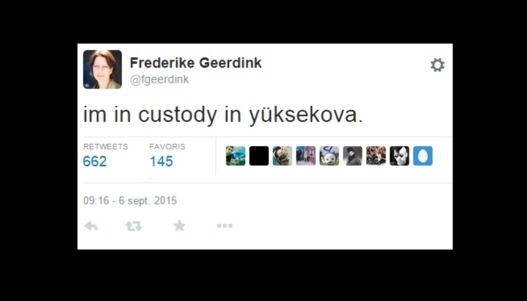 Den nederlandske frilansjournalisten Frederike Geerding tvitrer fra varetekt etter å ha blitt arrestert av tyrkisk politi. Den nederlandske frilansjournalisten Frederike Geerding tvitrer fra varetekt etter å ha blitt arrestert av tyrkisk politi.
