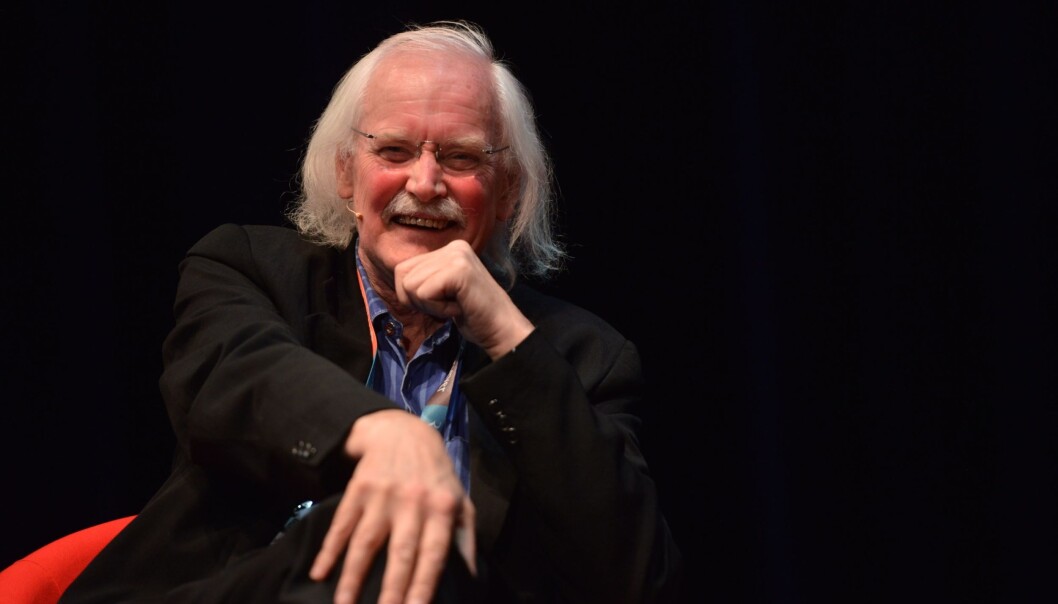 Dette er ikke sjefredaktøren Gerard Biard, men Charlie Hebdo-tegner Bernard Willem Holtrop som gjestet Norge under Skup i mars. Foto: Marius Nyheim Kristoffersen/Skup Dette er ikke sjefredaktøren Gerard Biard, men Charlie Hebdo-tegner Bernard Willem Holtrop som gjestet Norge under Skup i mars. Foto: Marius Nyheim Kristoffersen/Skup