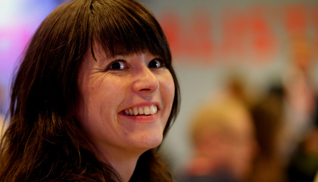 I Dagsrevy-klubben er det sterke protester mot å endre i vedtektene og slippe informatørene inn i NJ. Klubbleder Ann-Kristin Liestøl ba medlemmene om reaksjoner, og fikk tydelige svar. Foto: Martin Huseby Jensen. I Dagsrevy-klubben er det sterke protester mot å endre i vedtektene og slippe informatørene inn i NJ. Klubbleder Ann-Kristin Liestøl ba medlemmene om reaksjoner, og fikk tydelige svar. Foto: Martin Huseby Jensen.