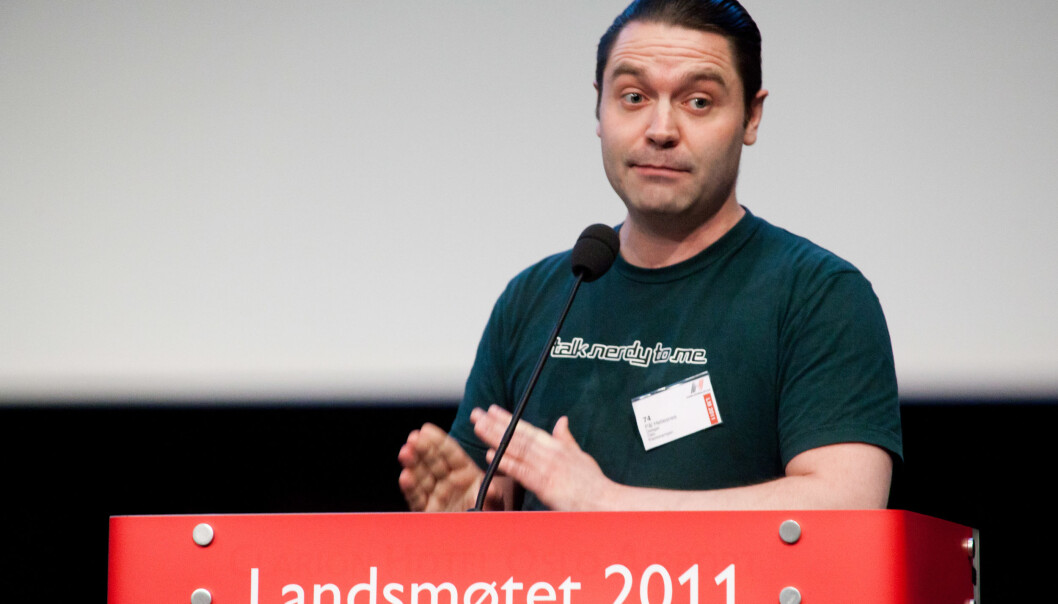 Klubbleder Pål Hellesnes i Klassekampen på talerstolen under NJs landsmøte for fire år siden. Foto: Kathrine Geard Klubbleder Pål Hellesnes i Klassekampen på talerstolen under NJs landsmøte for fire år siden. Foto: Kathrine Geard
