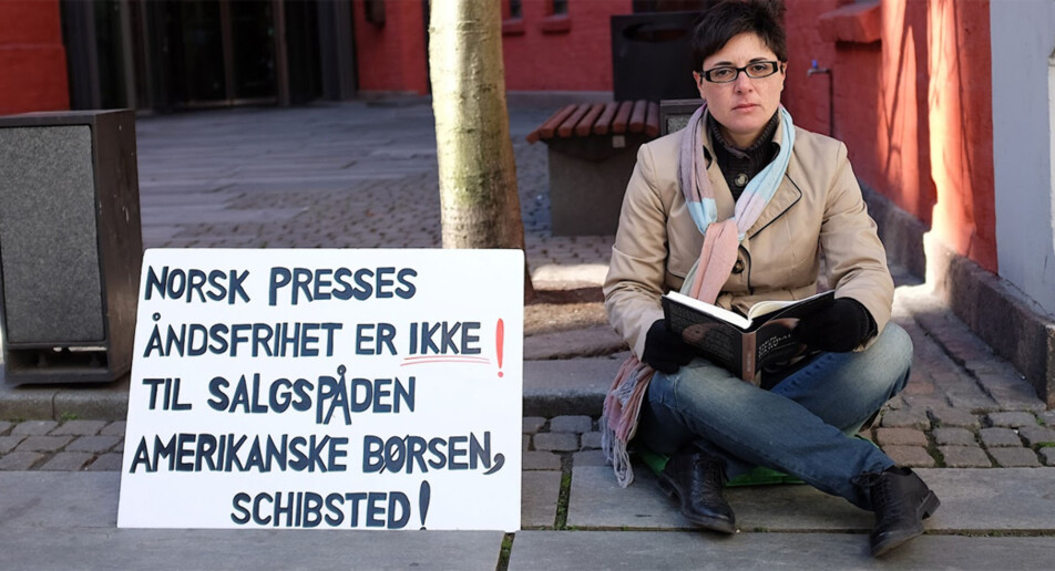 Melder seg ut av Norge