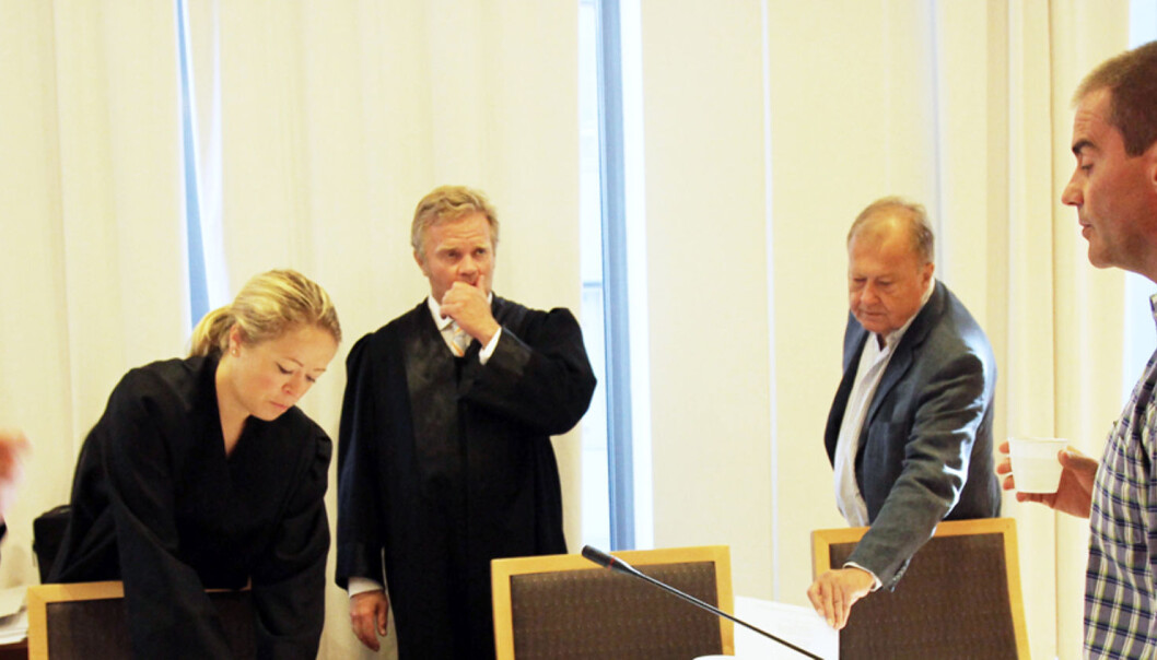 Rettssak mellom Morgan Andersen og Aftenposten. F.v. Andersens advokat Rune Gaustad, Aftenpostens advokater Stine Helén Pettersen og Jon Wessel-Aas og etikkredaktør i Aftenposten Morten Abel, t.h. Morgan Andersen. Foto: Birgit Dannenberg Rettssak mellom Morgan Andersen og Aftenposten. F.v. Andersens advokat Rune Gaustad, Aftenpostens advokater Stine Helén Pettersen og Jon Wessel-Aas og etikkredaktør i Aftenposten Morten Abel, t.h. Morgan Andersen. Foto: Birgit Dannenberg