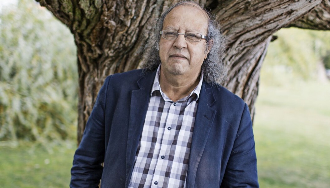 TILSPISSET: IFJ-president Jim Boumelha retter flengende kritikk mot NJ-leder Thomas Spence, i det foreløpig siste kapittelet i den betente striden. Foto: Tor Johnsson, svenske Journalisten TILSPISSET: IFJ-president Jim Boumelha retter flengende kritikk mot NJ-leder Thomas Spence, i det foreløpig siste kapittelet i den betente striden. Foto: Tor Johnsson, svenske Journalisten