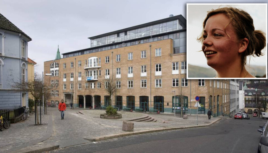 - Hvorfor lar dere journalistikkutdannelsen falle hen på denne måten? spør Ida Maria Dahr Nygaard Foto: Helge Sunde/BT - Hvorfor lar dere journalistikkutdannelsen falle hen på denne måten? spør Ida Maria Dahr Nygaard Foto: Helge Sunde/BT