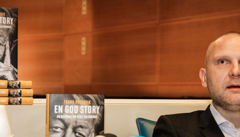 Frank Rossavik har skrevet biografi om Kåre Valebrokk. Foto:Kathrine Geard Frank Rossavik har skrevet biografi om Kåre Valebrokk. Foto:Kathrine Geard