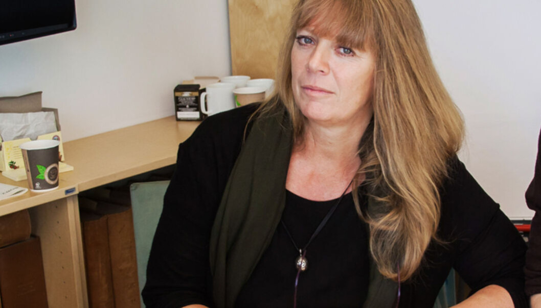 FORBEREDT: Advokat Ane Stokland (t.v) mener NRK Brennpunkt ved redaksjonssjef Vibeke Haug og programredaktør Lars Kristiansen har gode argumenter i kildevernsaken, som denne uka behandles i Høyesterett. Foto: Kathrine Geard FORBEREDT: Advokat Ane Stokland (t.v) mener NRK Brennpunkt ved redaksjonssjef Vibeke Haug og programredaktør Lars Kristiansen har gode argumenter i kildevernsaken, som denne uka behandles i Høyesterett. Foto: Kathrine Geard