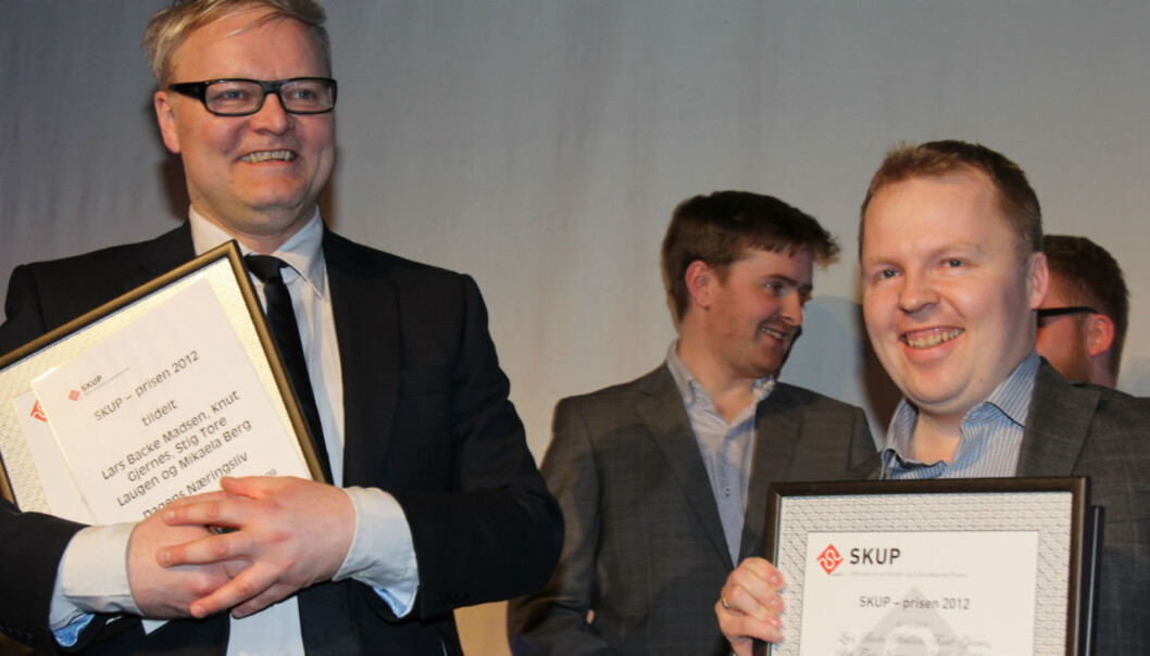 DN-journalistene Lars Backe Madsen (t.v.) og Stig Tore Laugen tok i mot prisen som også Knut Gjernes og Mikaela Berg er tildelt Skup-prisen for. Foto: Glenn Slydal Johansen DN-journalistene Lars Backe Madsen (t.v.) og Stig Tore Laugen tok i mot prisen som også Knut Gjernes og Mikaela Berg er tildelt Skup-prisen for. Foto: Glenn Slydal Johansen