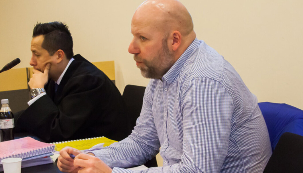 Erik Schjenken og hans advokat Carl Urquieta Bore. Foto:Kathrine Geard Erik Schjenken og hans advokat Carl Urquieta Bore. Foto:Kathrine Geard