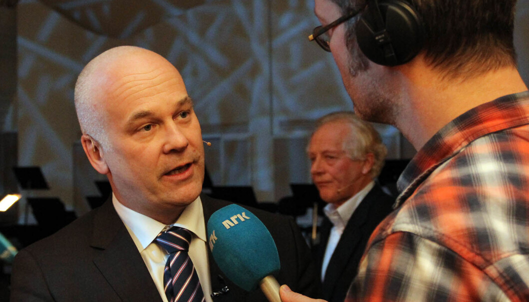 Thor Gjermund Eriksen ble tirsdag presentert som ny NRK-sjef. Styreleder William Nygaard i bakgrunn. Foto: Glenn Slydal Johansen Thor Gjermund Eriksen ble tirsdag presentert som ny NRK-sjef. Styreleder William Nygaard i bakgrunn. Foto: Glenn Slydal Johansen