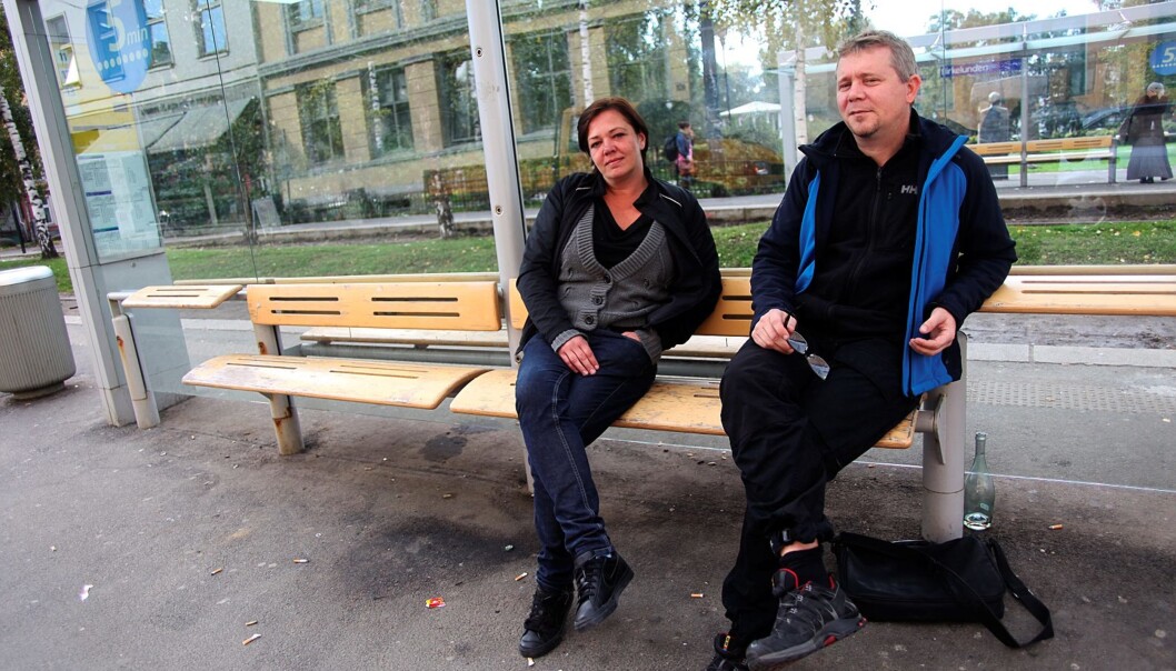 UØNSKET: Etter tre år og flere tusen timer hadde ikke NRK lenger noe å tilby Christin Aamodt eller Mikkel Bay Vold. Ikke en gang en attest. Nå har NRK-toget kjørt videre uten de to. Foto: Kathrine Geard UØNSKET: Etter tre år og flere tusen timer hadde ikke NRK lenger noe å tilby Christin Aamodt eller Mikkel Bay Vold. Ikke en gang en attest. Nå har NRK-toget kjørt videre uten de to. Foto: Kathrine Geard