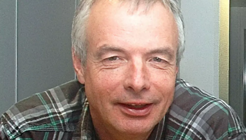 Redaktør Frank Øvrewall er kritisk til salget av aksjer i egen avisen.