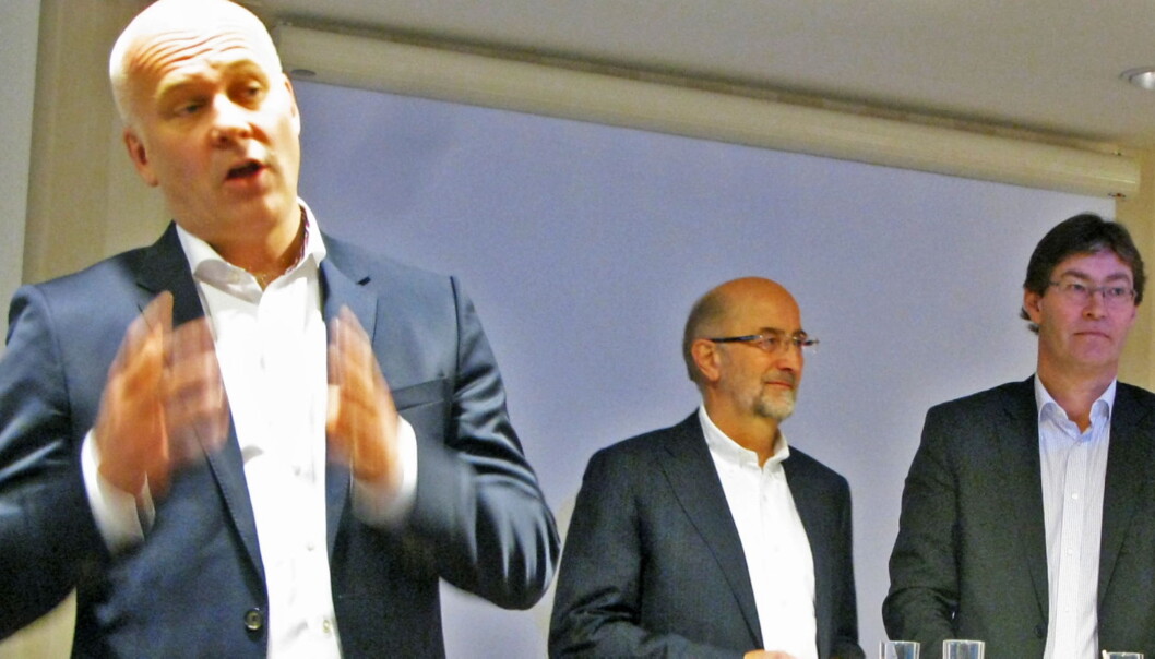 Konsernsjef Thor Gjermund Eriksen (venstre) har hentet penger fra eierne Telenor ved Erik Nord (midten) og LO ved Jon Hippe. Foto: Martin Huseby Jensen Konsernsjef Thor Gjermund Eriksen (venstre) har hentet penger fra eierne Telenor ved Erik Nord (midten) og LO ved Jon Hippe. Foto: Martin Huseby Jensen
