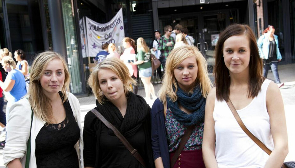 Journaliststudenter ved HIOA. Fra v. Hildegunn Fallang, Irina Tjelle, Lone Lohne og Jannicke Møller Andersen. Foto: Kathrine Geard