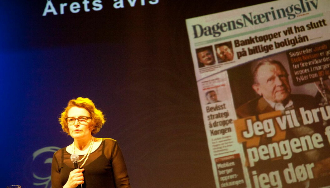 Featureredaktør Gry Egenes tok imot prisen på vegne av Dagens Næringsliv. Foto: Kathrine Geard