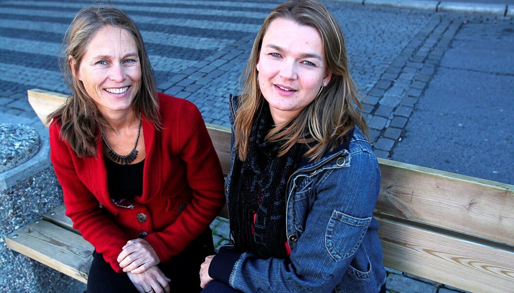 LANGSIKTIG: Sidsel Avlund og Hege Iren Frantzen i NRKJ mener NRK tar vikarproblemet på alvor. - Men i en stor bedrift handler det om riktig praksis i hele organisasjonen. Vi må ha kontinuerlige samtaler med NRK og blir ikke ferdig med dette på møtet 30. september. Foto: Kathrine Geard LANGSIKTIG: Sidsel Avlund og Hege Iren Frantzen i NRKJ mener NRK tar vikarproblemet på alvor. - Men i en stor bedrift handler det om riktig praksis i hele organisasjonen. Vi må ha kontinuerlige samtaler med NRK og blir ikke ferdig med dette på møtet 30. september. Foto: Kathrine Geard