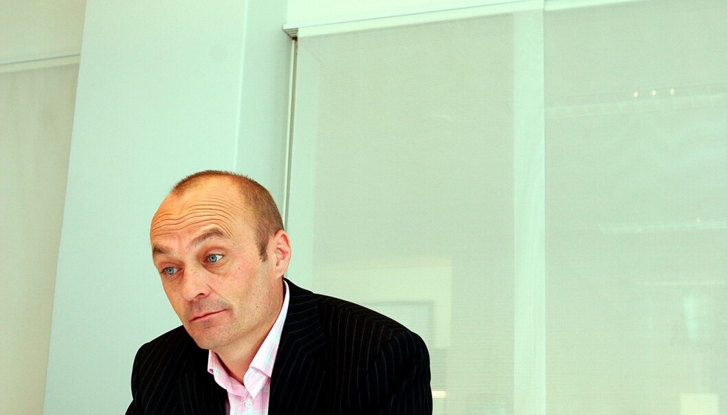 Informasjonsrådgiver Jarle Aabø mener Lars Helle står alene i det offentlige rom og snakker om redaktørens rett til publisering. Foto: Birgit Dannenberg Informasjonsrådgiver Jarle Aabø mener Lars Helle står alene i det offentlige rom og snakker om redaktørens rett til publisering. Foto: Birgit Dannenberg