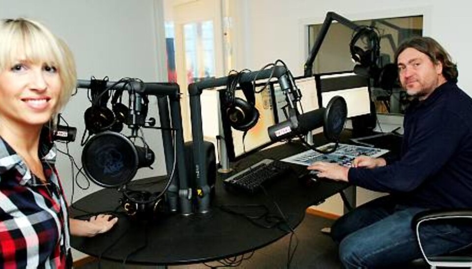 Tuva Jorfald og Lars Eikander i Radio Metro. Foto: Birgit Dannenberg Tuva Jorfald og Lars Eikander i Radio Metro. Foto: Birgit Dannenberg