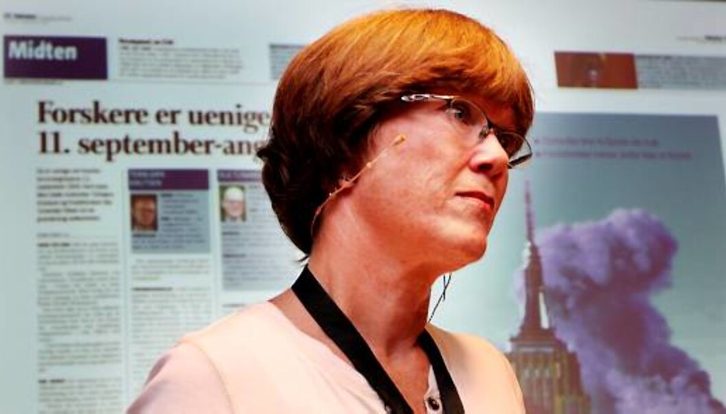 Journalist Kristin Aalen fortalte om den interne konflikten rundt artiklene hennes om konspirasjonsteorier. Foto: Kathrine Geard Journalist Kristin Aalen fortalte om den interne konflikten rundt artiklene hennes om konspirasjonsteorier. Foto: Kathrine Geard