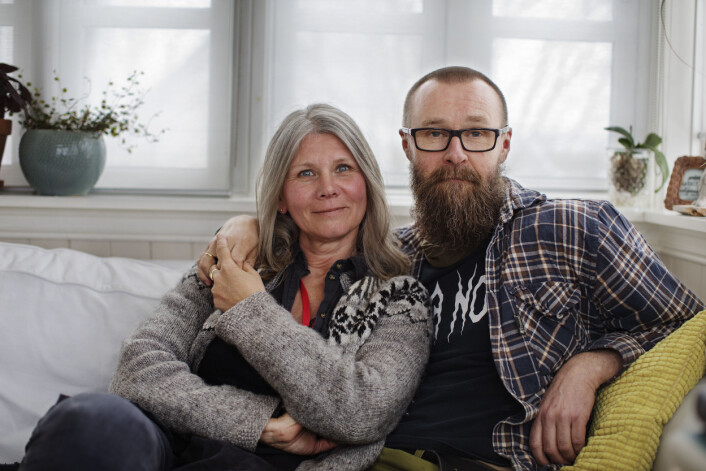 Annemor liker å reise langt og mye. Jørn trives best hjemme. Foto: Andrea Gjestvang Annemor liker å reise langt og mye. Jørn trives best hjemme. Foto: Andrea Gjestvang