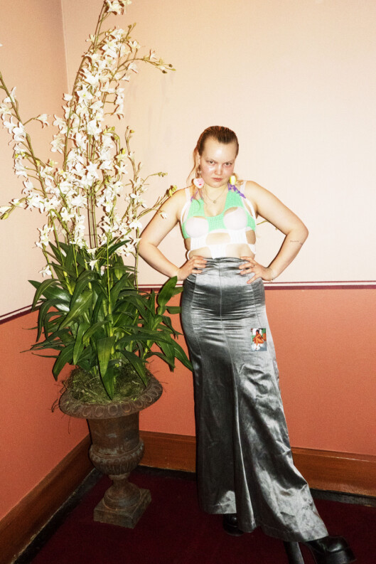 Fotoredaktør i Natt&Dag, Maria Pasenau, her fra<br>Costume Awards 2017, der hun var på jobb for å<br>lage en fotoserie. Foto: Maria Pasenau Fotoredaktør i Natt&Dag, Maria Pasenau, her fra<br>Costume Awards 2017, der hun var på jobb for å<br>lage en fotoserie. Foto: Maria Pasenau