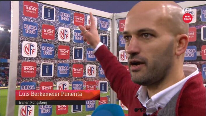 Luis Pimenta er trener for Kongsvinger - ikke Kongsberg. Foto: Skjermdump NRK. Luis Pimenta er trener for Kongsvinger - ikke Kongsberg. Foto: Skjermdump NRK.