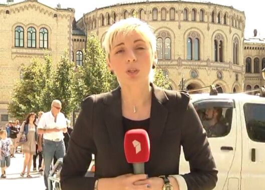 Ketevan Kardava rapporterer fra Oslo<br>etter 22. juli-terroreren. Skjermdupm fra reporterens<br>egen YouTube-kanal Ketevan Kardava rapporterer fra Oslo<br>etter 22. juli-terroreren. Skjermdupm fra reporterens<br>egen YouTube-kanal