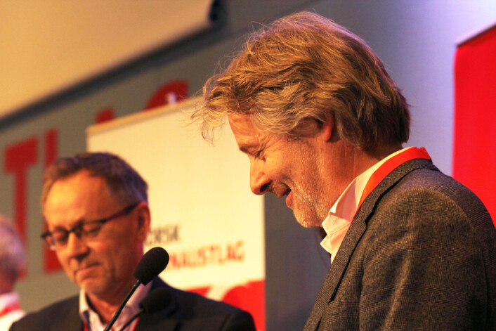 John Arne Markussen og Torry Pedersen mener begge det er uheldig om TV 2 får statsstøtte. Her fra NJs landsmøte i 2015. Foto: Martin Huseby Jensen John Arne Markussen og Torry Pedersen mener begge det er uheldig om TV 2 får statsstøtte. Her fra NJs landsmøte i 2015. Foto: Martin Huseby Jensen